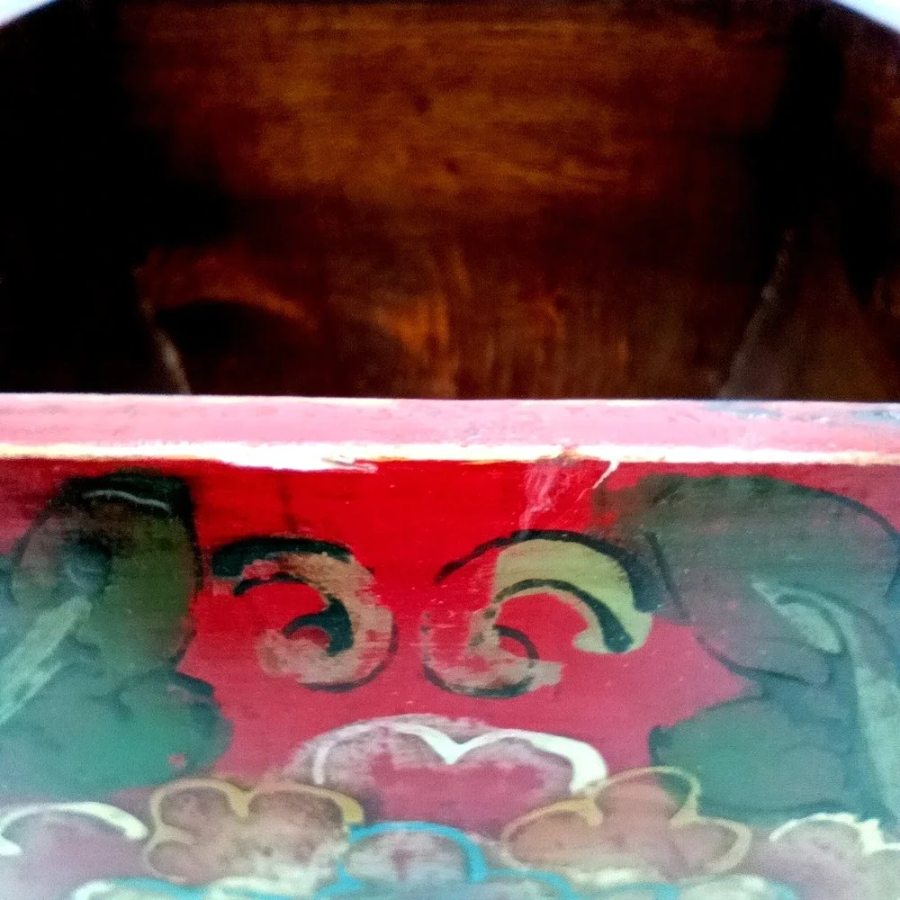 Wooden Dou Rice Grain Box Bucket‎ Red Floral Design Dove Tailed Corners